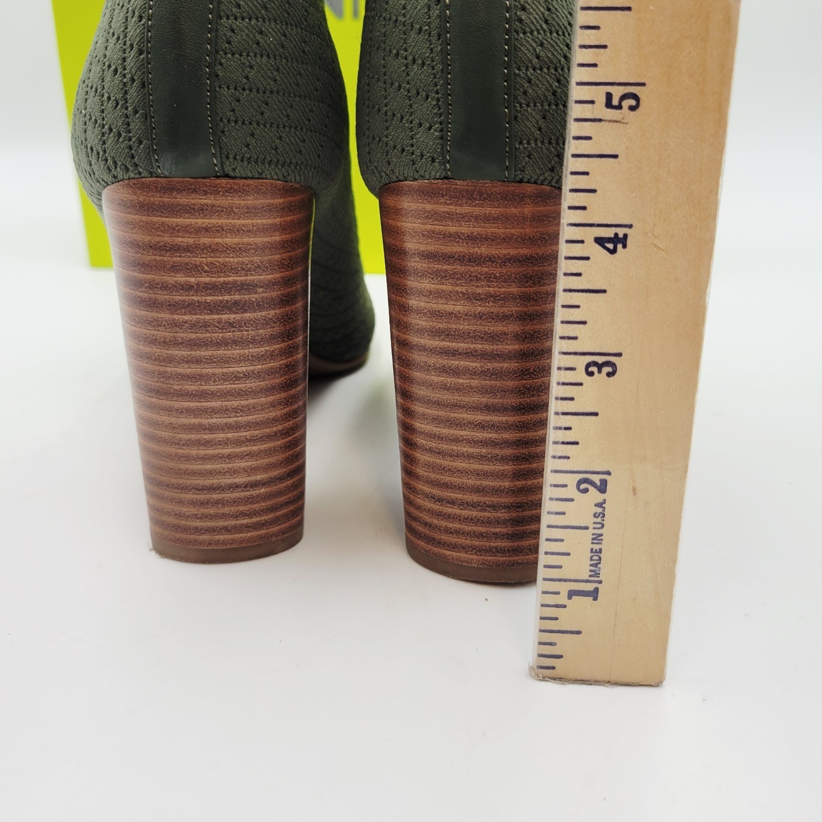 GIANNI BINI Bergen Olive Green Stretch Peep Toe Sock Booties Sz 9 M