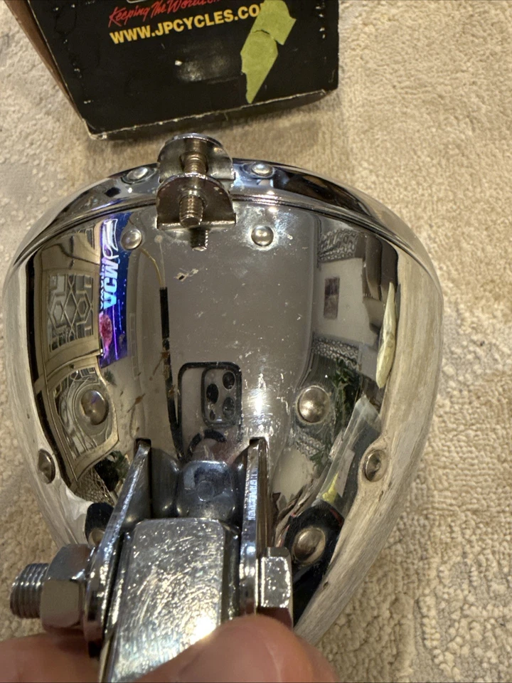 FARO CROMADO 5 3/4" MONTAJE INFERIOR CUERPO METÁLICO Caja abierta sin probar, Foto 4 de 4