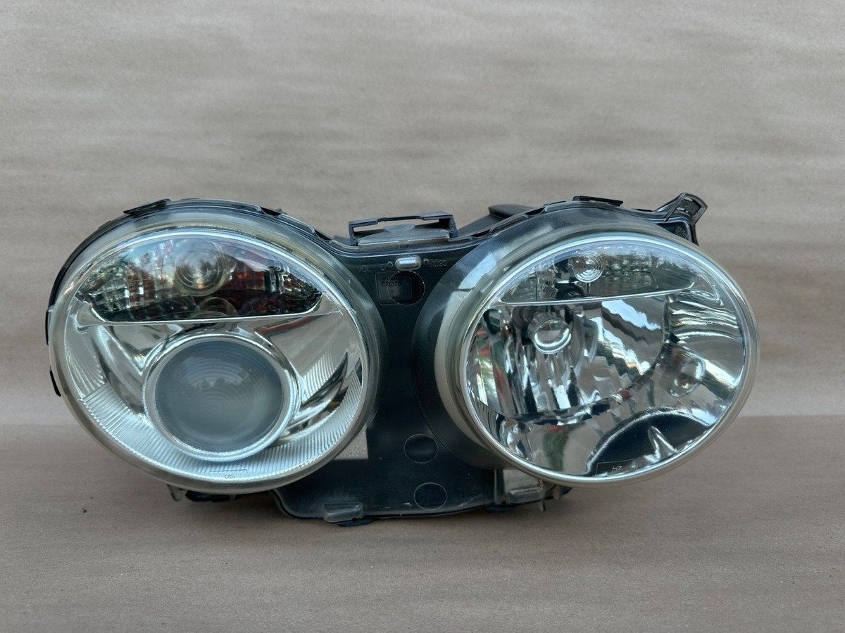 2004-2009 Jaguar XJ8 XJR Vanden Plas OEM Right Side Xenon HID