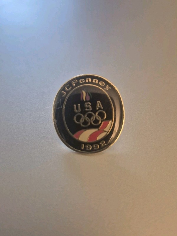 USA Olympics 1992 JC Penney USA Flag Olympic Rings Pin Torch Black Oval 🇺🇸 