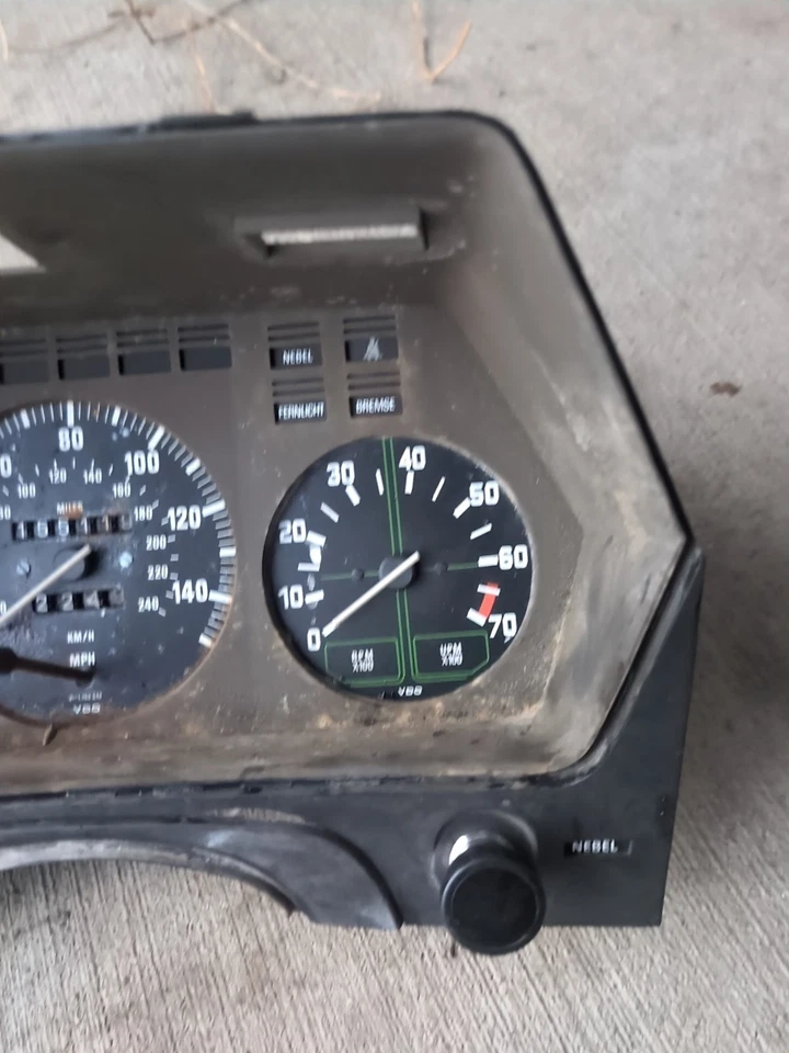 BMW E24 Euro Spec Gauge Cluster 156 k millas 633csi 635csi Serie 1 - 77-82 Foto 2 de 4