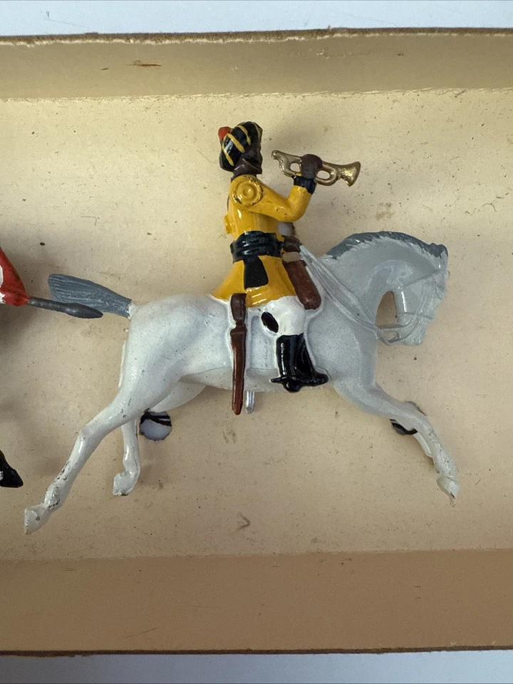 Винтажные Британские Модели Индийская Лошадь Скиннера No 9261 с оригинальной коробкой - Изображение 2 из 4