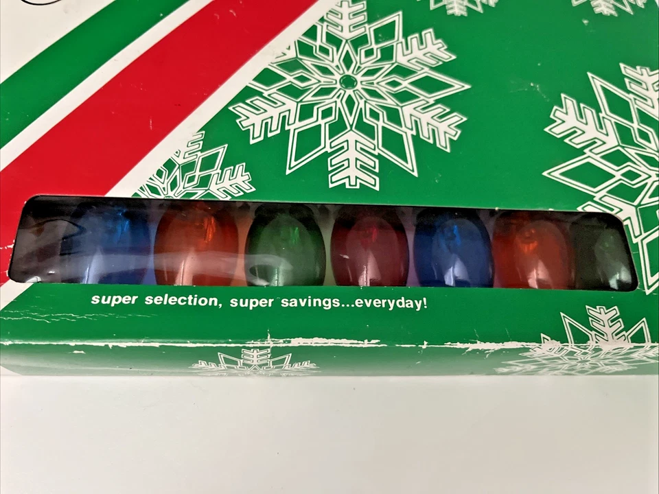 Holiday Time C9 Outdoor Light Set 25ft Multicolor Bulbs UL Plugs Both Ends 25 CT - Image 3 of 4