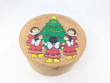 Balsa Wood Round Christmas Box Angels Around Christmas Tree Flower Wreath 5.5 In