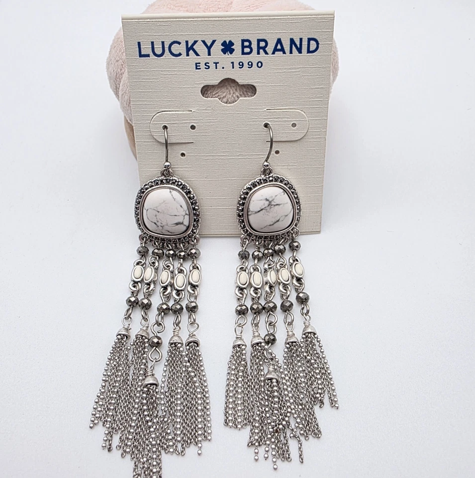¡Nuevo! Pendientes LUCKY BRAND Extra Largos Howlita Tono Plata Eslabones de Cadena Borlas Foto 4 de 4