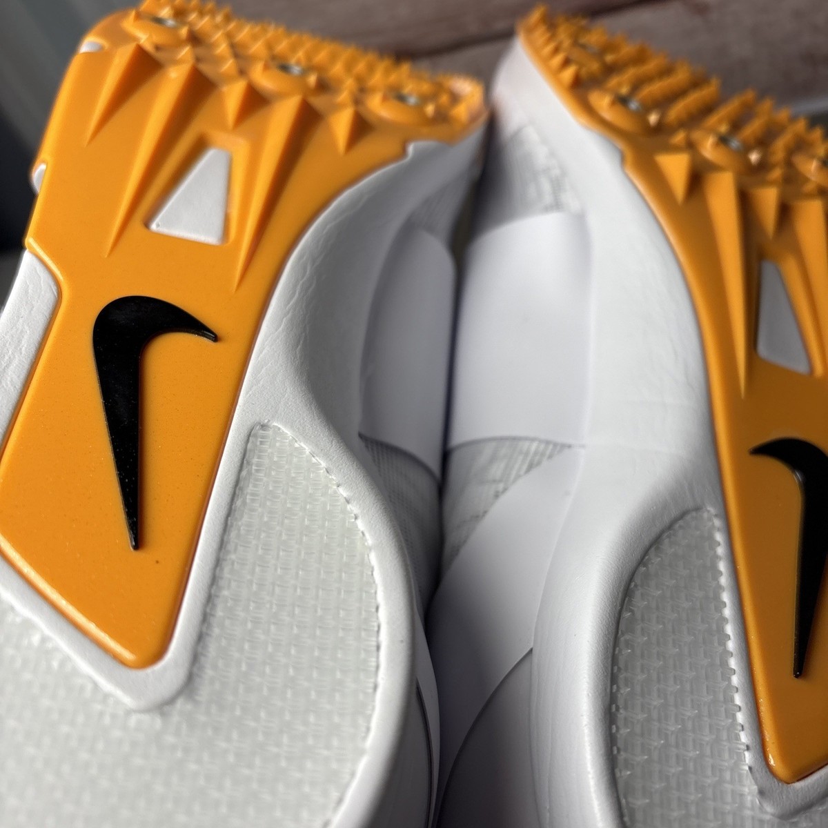 Nike Zoom Pole Vault Elite 3 Track Shoes White Orange AA1204-101 Men Sz 15 NEW Pole Vault Elite | Nike Footwear | Playmakers main image 3