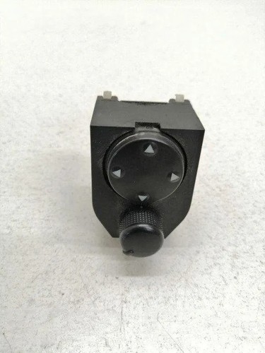 AUDI A4 8D2, B5 Spiegeleinstellschalter 8D0959565 2.50 Diesel 110kw 17120918