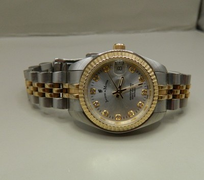 JACQUES DU MANOIR INSPIRATION CRYSTAL SILVER DIAL TWO TONE WOMENS WATCH SZ 7