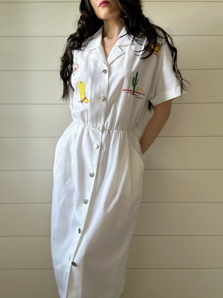 Caran Petite Vintage 1980s Does 50s Western Shirtwaist Dress Novelty Pin Up - Image 4 of 4