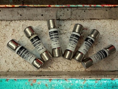 Pack of 10 -  KTK8 New Bussmann Series KTK-8 8A 600V KTK Fuse Fast Shipment