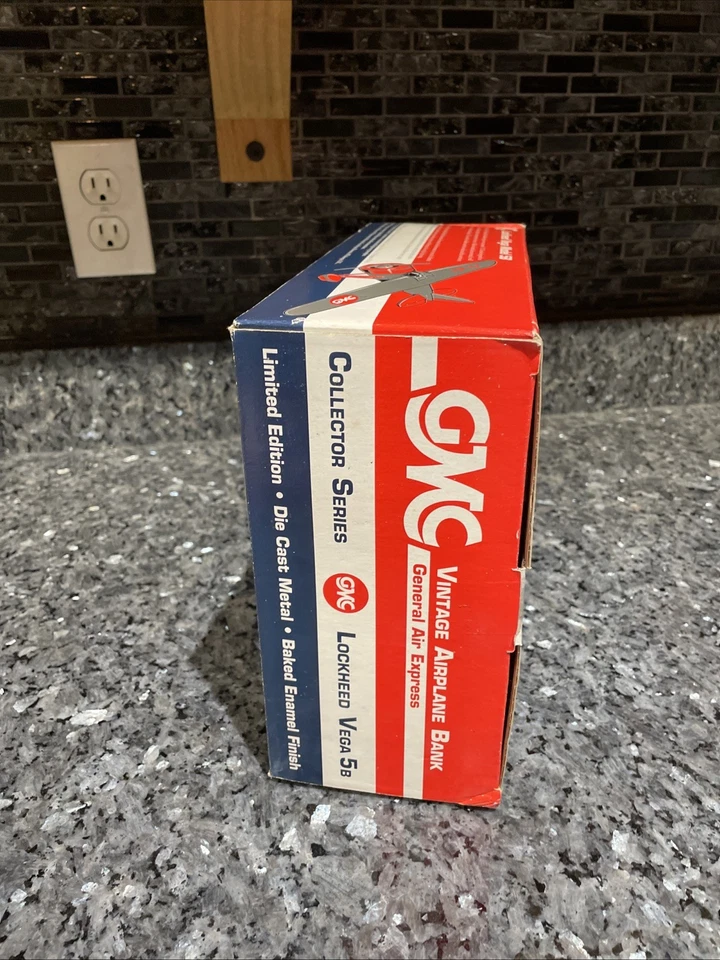 GMC Vintage Airplane Bank Collector Series 1992 Lockheed Vega 5B Foto 3 de 4