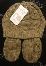 New with tags Mothercare Mittens and Hat set Green coloured baby 12-24 Months 