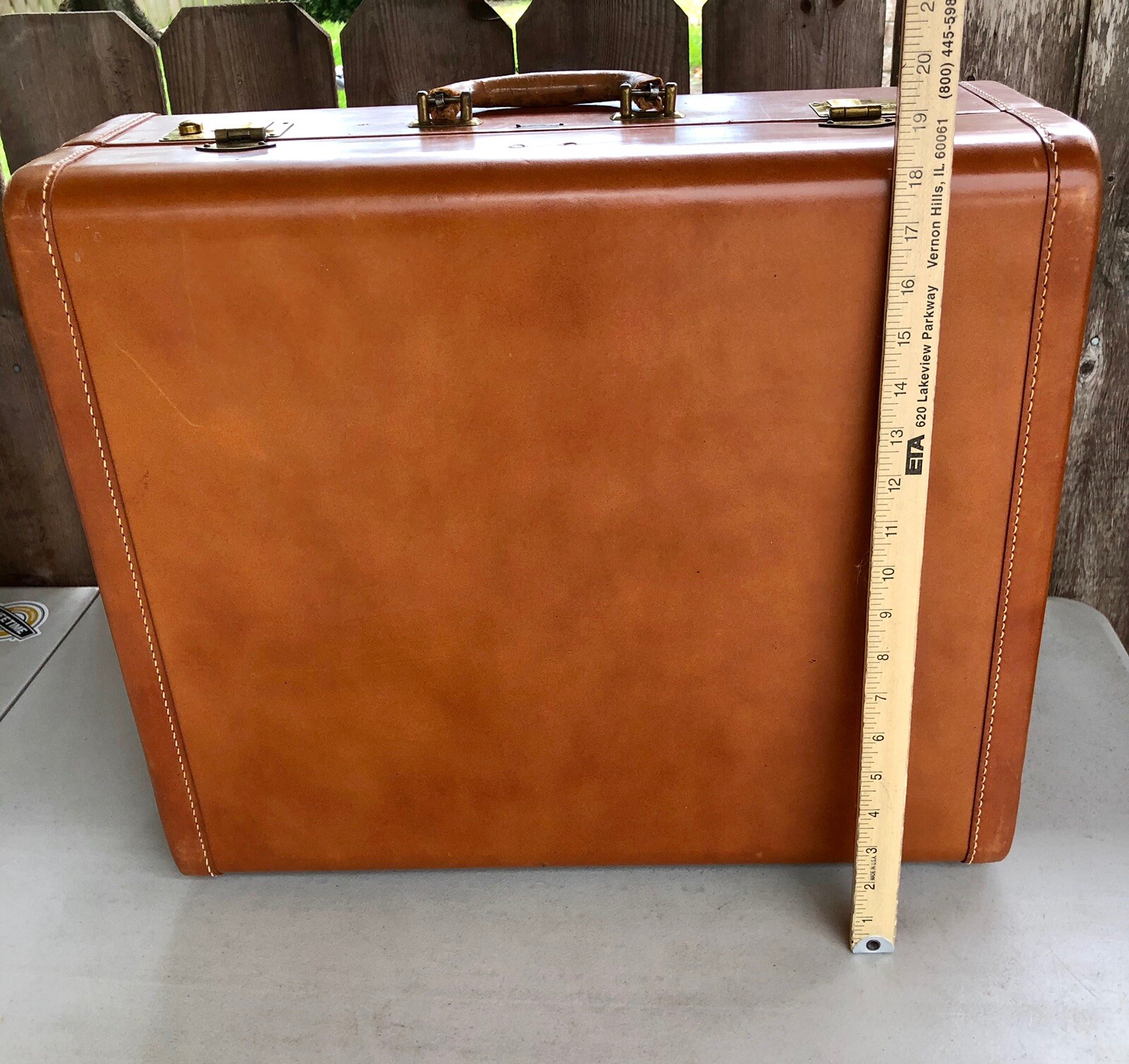 Vintage F H WHITE CO Brown LEATHER HARD SUITCASE PHILADELPHIA. Good
