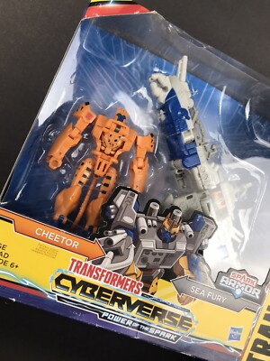 Transformers Cyberverse Spark Armor Cheetor és Sea Fury robotfigura