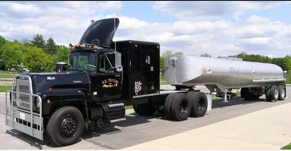 model trucks 28 parts 3d printed 1/25 scale  new Convoy Rubber Duck  trailer