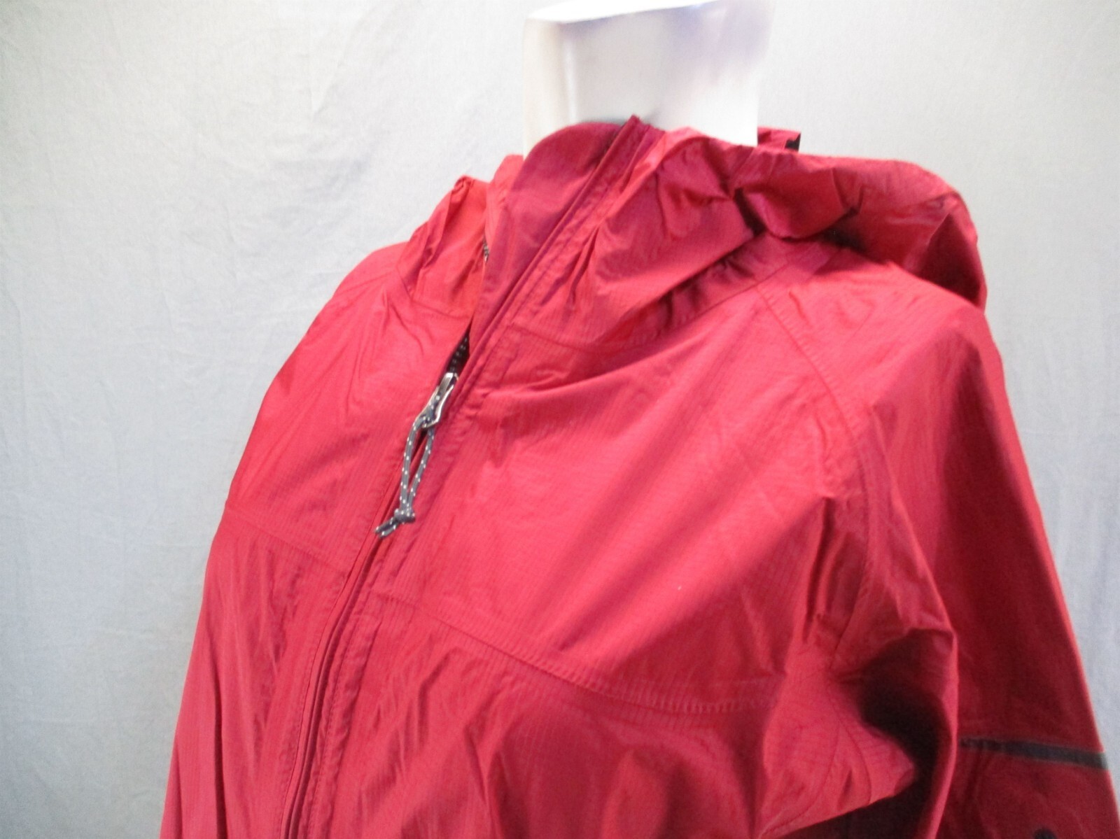 MOUNTAIN HARDWEAR Size S Womens Red Full Zip Stand Collar Pocket Rain