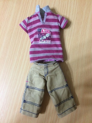 Barbie Fashionistas sportlich Ken Ryan Puppe Outfit gestreiftes T-Shirt Top Shorts selten