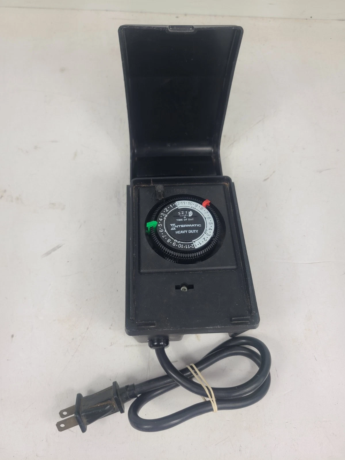 Intermatic Malibu HB32R Raintight Outdoor 24 Hour Timer 1200 Watt Black (TESTED)