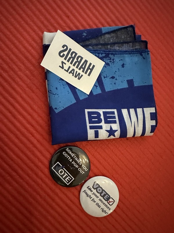 BET Bandana We Vote Vite To Protect Justice For All Harris Waltz 2 Pin Badges