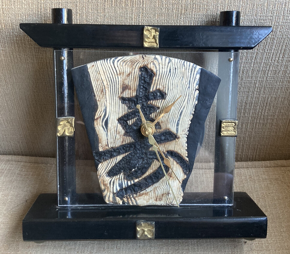 RARE Vintage Shelf Desk Standing Japanese Kanji Clock “Long Life” Japan Shrine