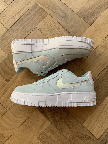 air force one pixel aqua