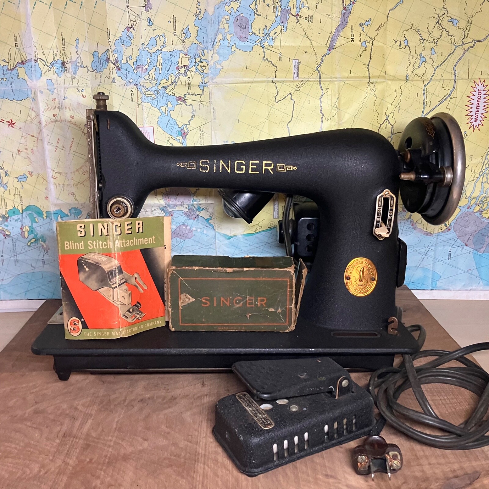 Vintage Singer Sewing Machine Head Model 6618 Godzilla WW2 1941 with
