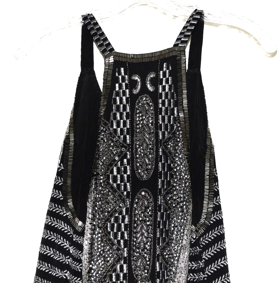Top MLV Negro Adornado con Cuentas Plateadas Lentejuelas Sin Mangas Forrado Talla S Nuevo con Etiquetas Foto 4 de 4