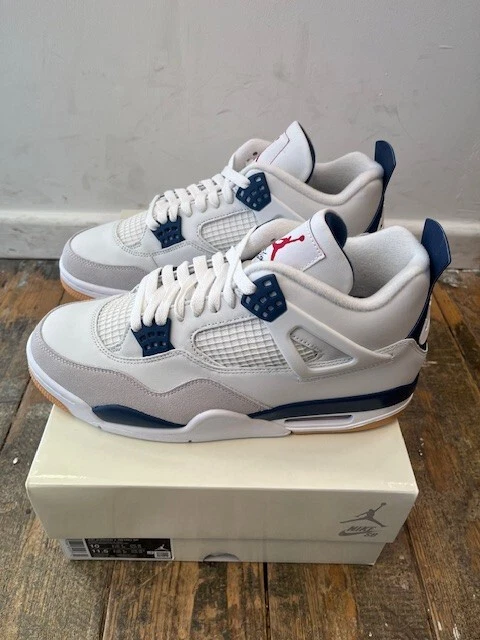 Nike SB Air Jordan 4 Retro Navy UK 9 US 10 nuove spedizione veloce 2025
