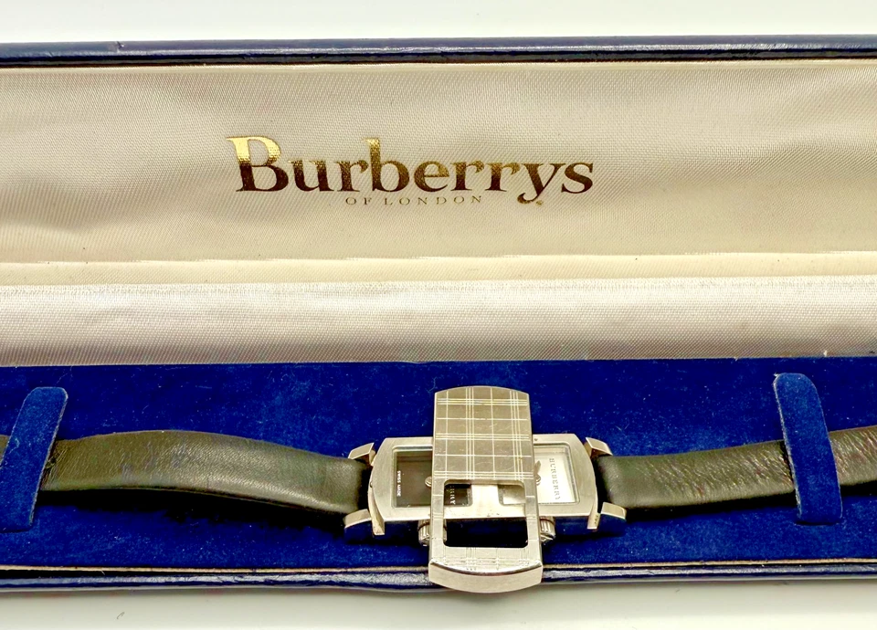 Women's Vintage Burberry BU4750 2-in-1 Dual Dial Reverso Style Tank VGC - Image 2 of 4