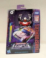 Hasbro Transformers Legacy Generations Deluxe Autobot Minerva