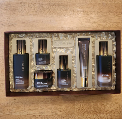 Aviara Sensitive Care Black Snail Skincare 6pcs Set Whitening Anti-Wrinkle Set