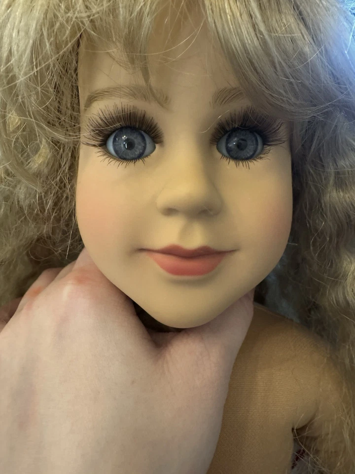 muñeca my twinn 23 hermosas pestañas de pintura facial pesada sin defectos sin chirridos Foto 2 de 4