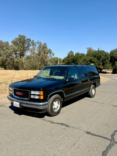 1999 Chevrolet Suburban for sale in Clovis California