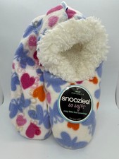 Snoozies Foot Coverings Womens Small Shoe Size 5-6 Butterfly Hearts