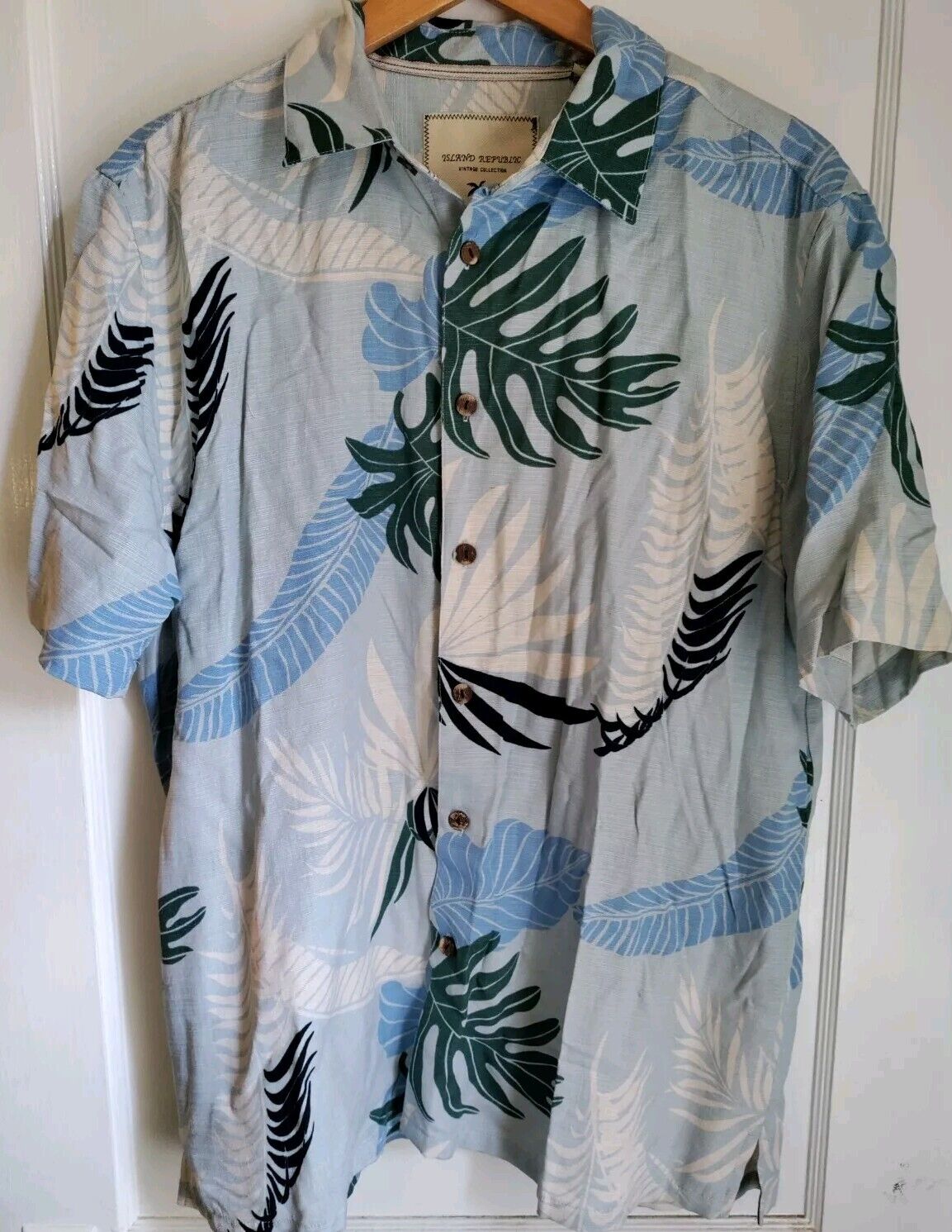 Island Republic Vintage Hawaiian EUC Silk Shirt X… - image 1