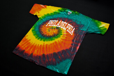 Wiseguy Philadelphia T-Shirt Vintage Tye Dye Batik Spellout Multicolour 90er XL