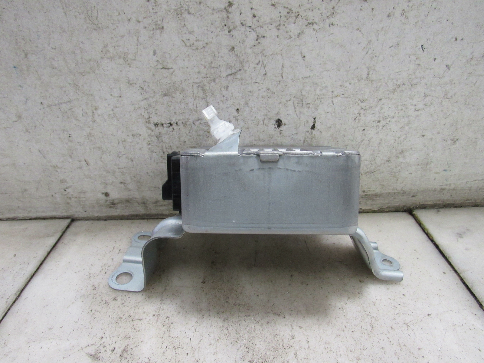 20142015 TOYOTA PRIUS Power Steering Control Module OEM 8965047512