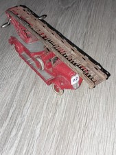 Dinky-toys 1/50 Camion Pompier échelle Delahaye 