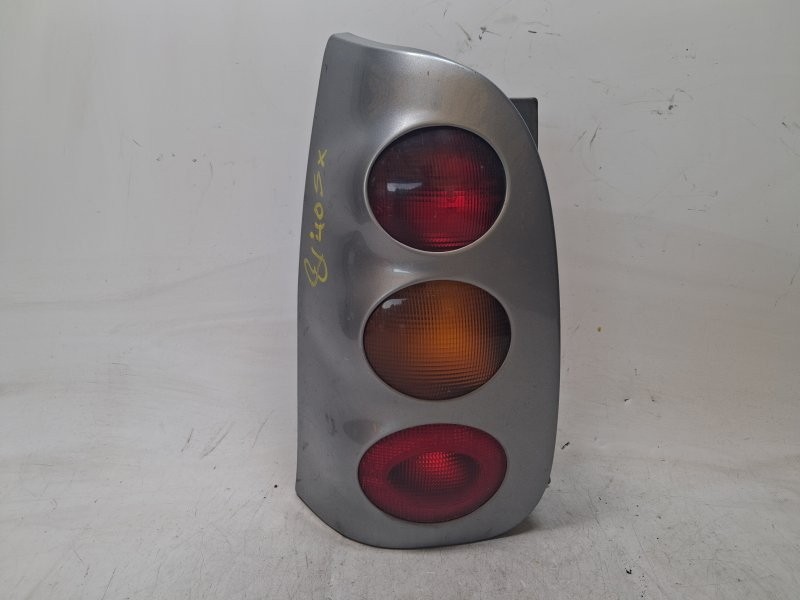 0001959V002 FANALE POSTERIORE sinistro SMART FORTWO (450) 600 B 6v ROB 54CV 2000 3p COUPE