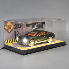 LOVEPOSELY Acrylic Display Case with 1/24 Green Bentley Continental Mode