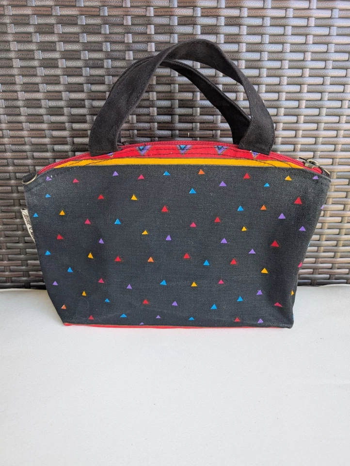 VIBRANT Y2K。 Laurel Burch 帆布圆顶神秘猫挎包钱包。 卓越的底色 — 第 2/4 张图片