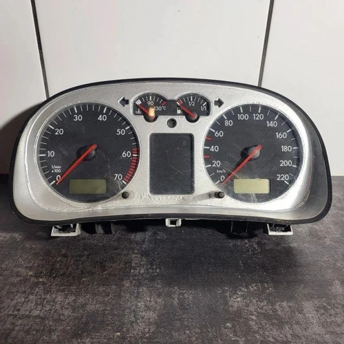 VW GOLF IV 1J1 Kombiinstrument 1035100002 1.39 Petrol 55kw 1999 31502645
