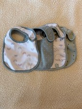 Carter's bibs. Simple joys New without tags boy/girl bibs E0091