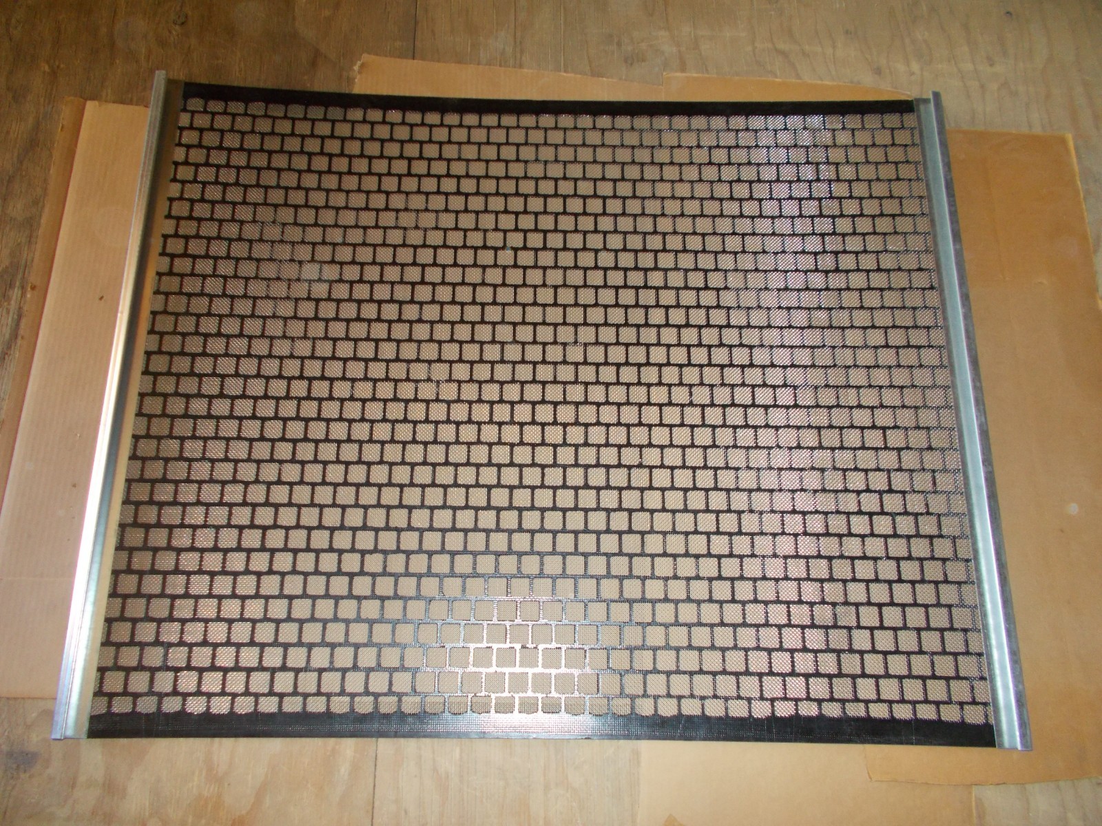1 Lot of (39) New Oilfield Shaker Screens