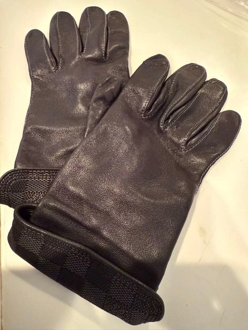 Authentic Louis Vuitton Damier Graphite Five Finger Short Gloves Black Leather