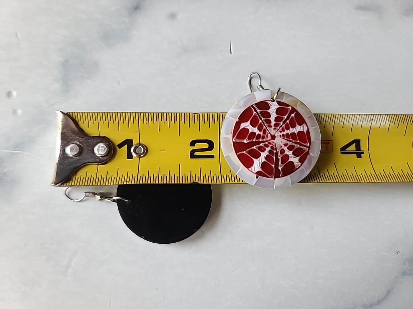 Red And White Circular Shell Dangling Pierced Ear… - image 10