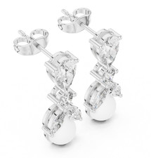 Orecchini pendenti con perle