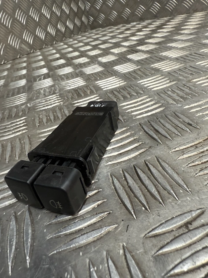 Mazda MX5 MX-5 Mk2/2.5 1998-2005 Front & Rear Fog Light Foglight Switch Buttons - Image 2 of 4