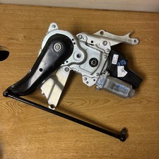 2008-2013 Toyota Highlander Sienna Trunk Liftgate Motor 427107-10040 Oem 2008-2013 Toyota Highlander Sienna Trunk Liftgate Motor 427107-10040 Oem