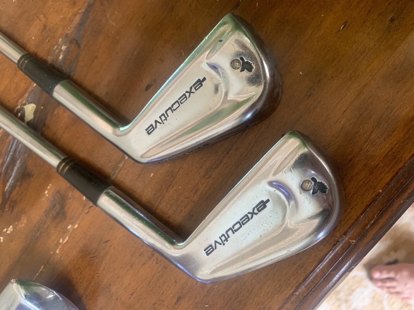 как выглядит VINTAGE SPALDING EXECUTIVE REGISTERED IRON SET 3-W фото